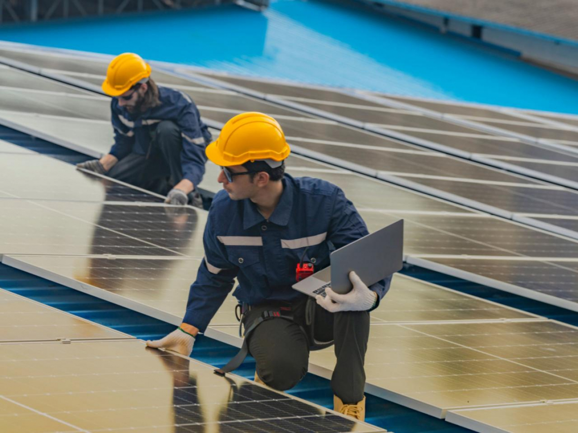 美國擬限制中國能源逆變器！華為、陽光電源恐受衝擊，太陽能市場為何不再只看價格？